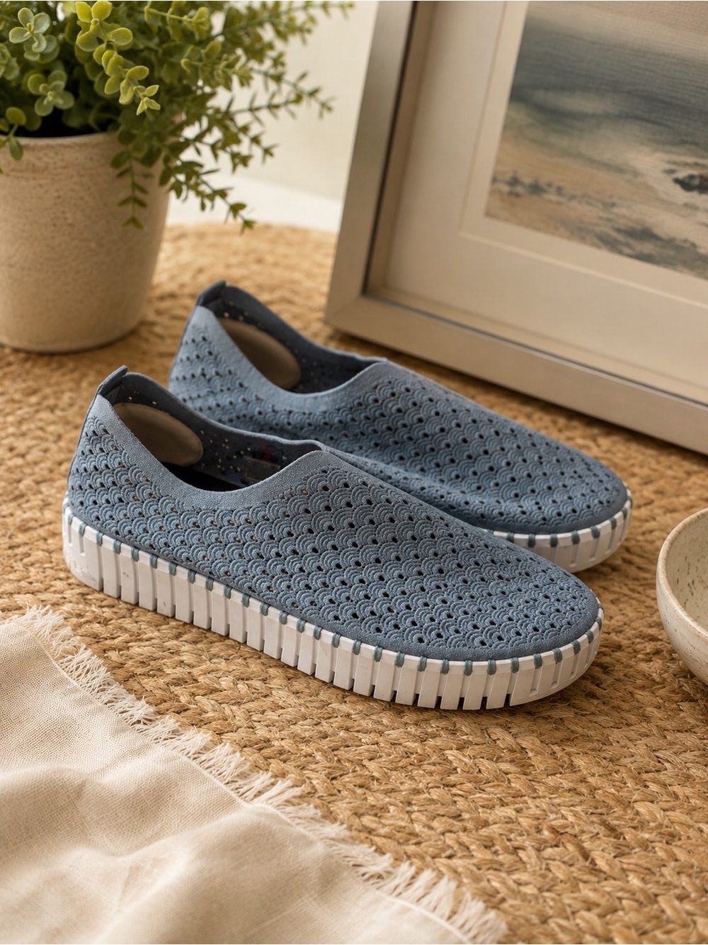 Ilse Jacobsen Light Blue Slip-On Women's Casual Sneakers
